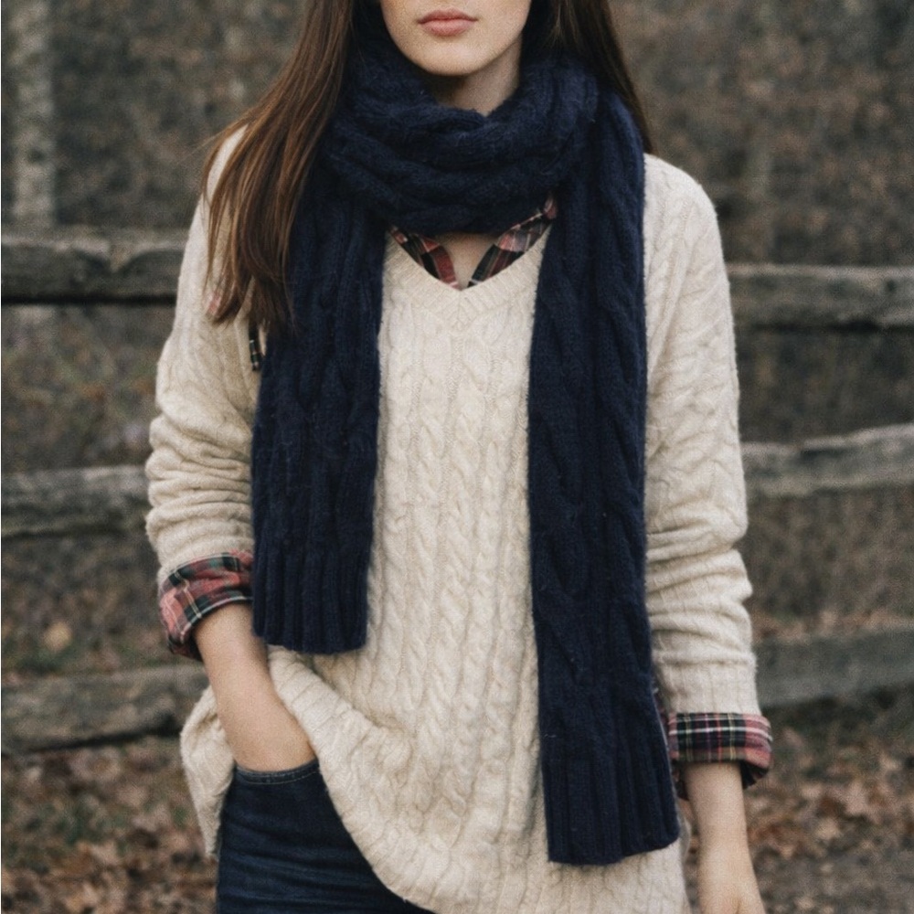 Vintage Y2K Abercrombie & Fitch A&F Navy Chunky Cable Knit Ski Winter Scarf